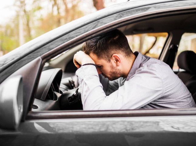 На один з типів автомобілів пропонують ввести податок