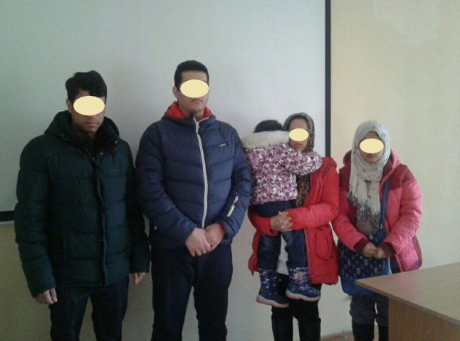 Закарпатські прикордонники затримали п’ятьох нелегалів з Афганістану