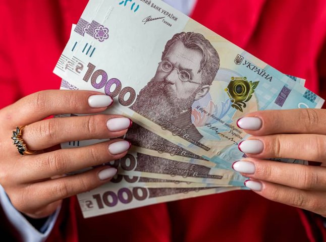 Не всі поки можуть оформити 5000 гривень допомоги через Дію: що робити в цій ситуації