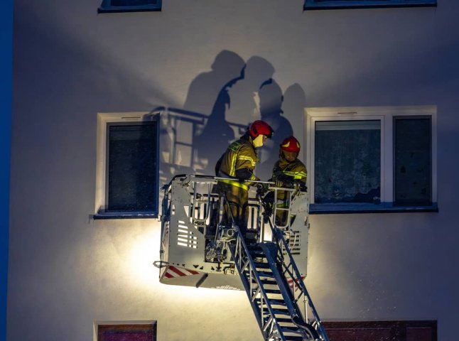 У Мукачеві трагічна подія: у квартирі виявили загиблими чоловіка та жінку