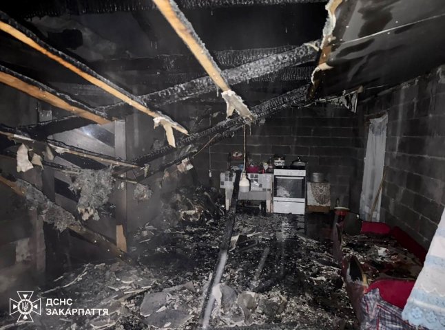 На Берегівщині пожежники врятували житловий будинок