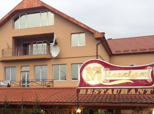Вночі у відомий ресторан Мукачева кинули гранату, – ЗМІ