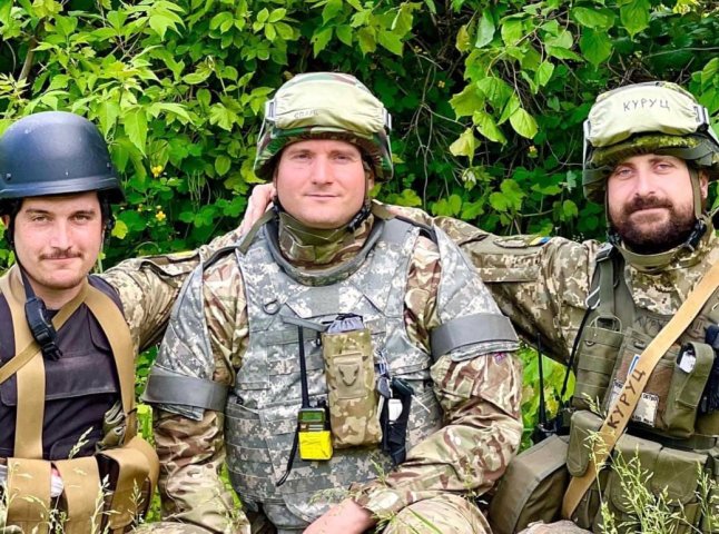 В Закарпатській ОВА розповіли про трьох братів, які зараз захищають Україну