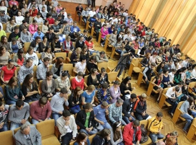 Нестор Шуфрич під час поїздки Закарпатською областю: «Нам не потрібен у парламенті дикун-одинак» (ФОТО)