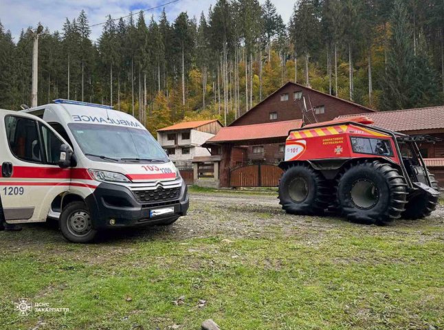 Рятувальники розповіли, як надали допомогу лікарю із Києва