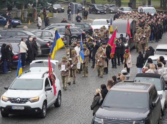 Закарпаття попрощалося з 27-річним Героєм