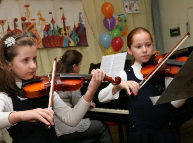 Юні ужгородські музиканти здобули Гран-прі міжнародного конкурсу в Болгарії