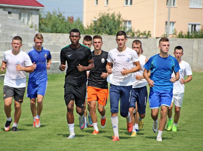 Гравці ФК «Минай» провели перше тренування напередодні матчів аматорського чемпіонату України
