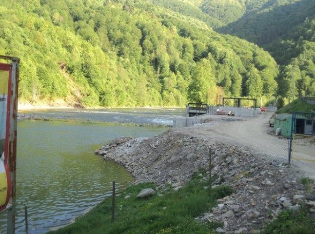 Завтра жителі села Нижній Бистрий на Хустщині протестуватимуть проти незаконного будівництва міні-ГЕС