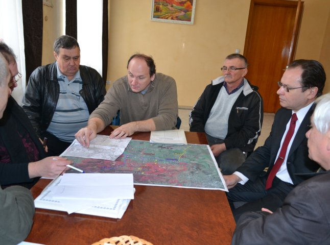 Проектувати водогін в декількох селах Берегівщини допомагають угорці