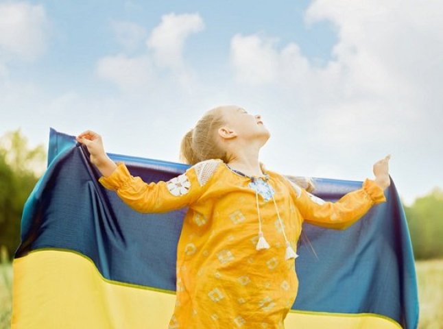 Скільки свят та вихідних очікувати українцям у серпні