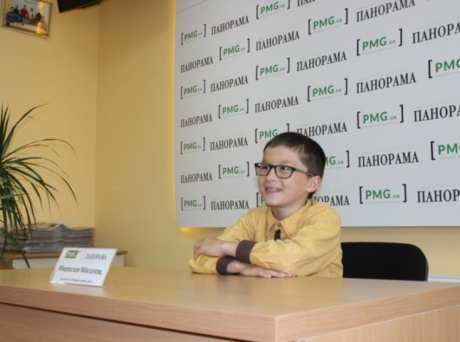 Учасник дитячого шоу "Розсміши коміка" Мирослав Масалов розповів про перші виступи та своє хобі