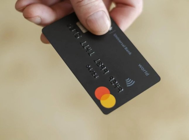 Хочуть з 1 жовтня почати: для всіх, хто має банківську картку, готують помітні зміни
