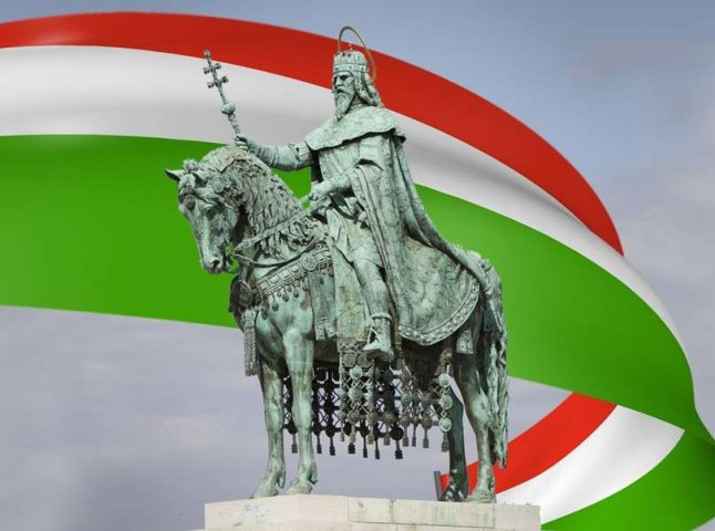 Влада Закарпаття привітала угорців із найбільшим державним святом країни-сусідки