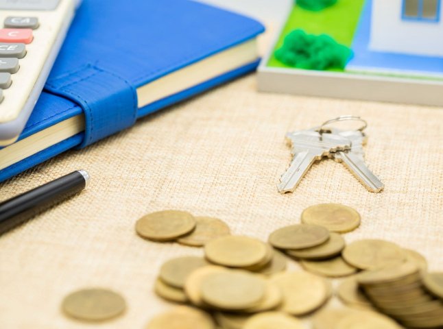 Українцям нагадали про податок на нерухомість: відомі критерії до сплати