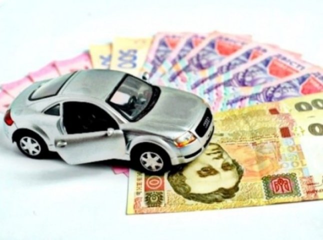 У Мукачеві власники елітних авто сплатили 815 тисяч податку