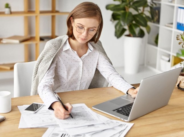 В Україні податки почали стягувати автоматично