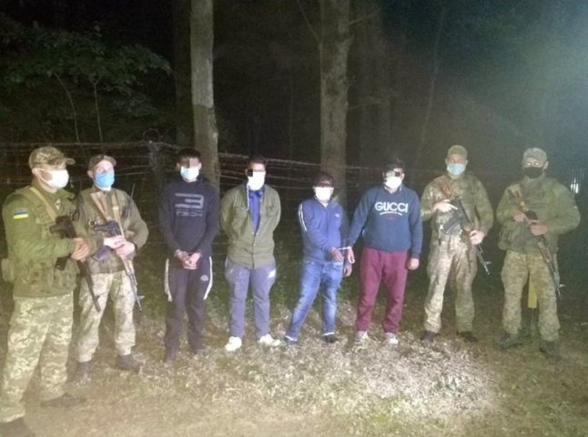 На Закарпатті викрили організатора незаконної міграції через українсько-словацький кордон