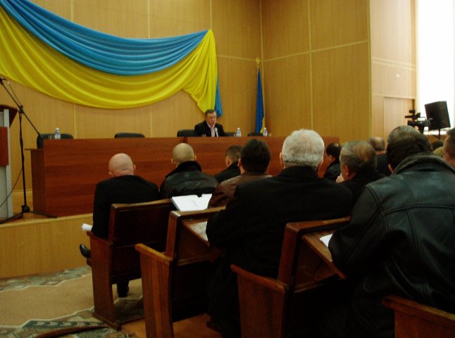 У Мукачеві відбулося друге пленарне засідання першої сесії районної ради VI скликання