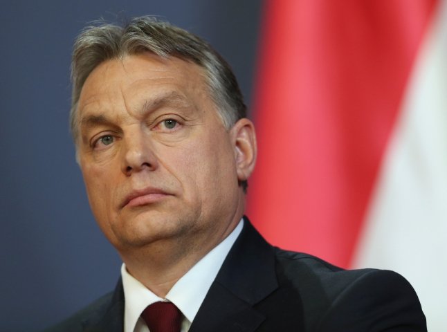 Прем’єр-міністр Угорщини Віктор Орбан засудив дії вандалів, які осквернили пам’ятник жертвам Голокосту в Ужгороді
