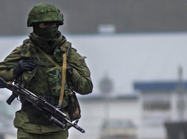 У Криму "зелені чоловічки" викрали українського командира