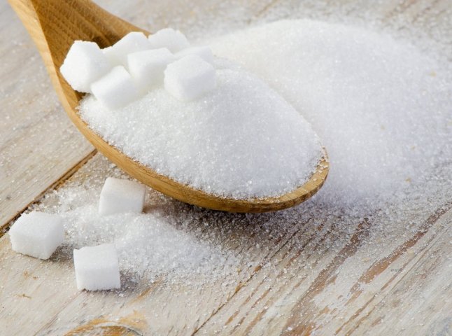 Ціна на цукор в Україні суттєво зросла: у чому причини
