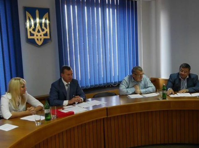 Ужгородський міськвиконком розглянув проект реновації унікального скверу-альпінарію