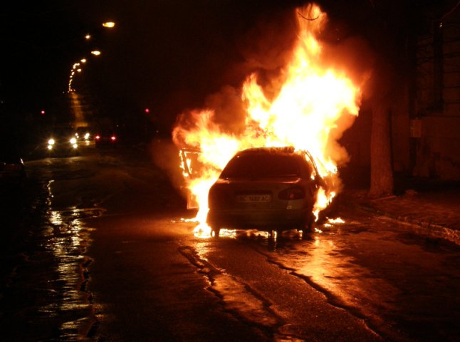 За фактом підпалу автомобіля Маргарити Мощак порушено кримінальну справу