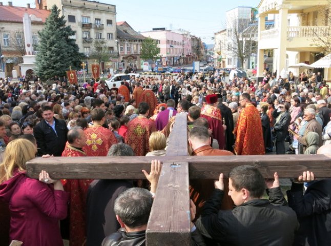 Цієї неділі у Мукачеві відбудеться традиційна "Хресна дорога"