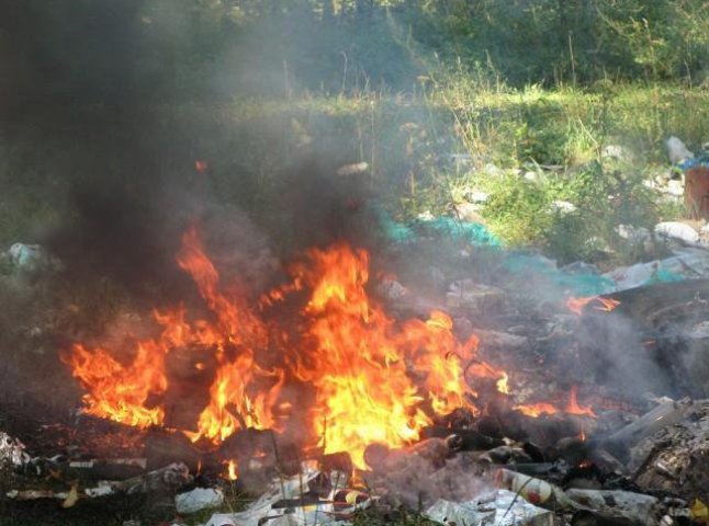 Спалюючи сміття 13-річний хлопчик обпік собі 25% тіла