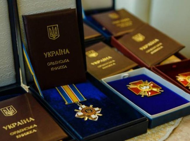 Семеро закарпатських військових отримали почесні нагороди