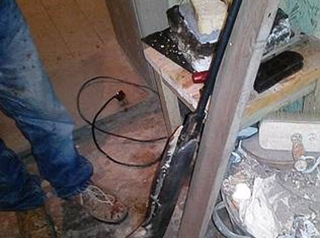 Житель Берегова вдома незаконно зберігав вогнепальну зброю