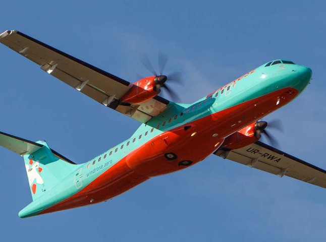 Windrose скасовує регулярні рейси на Закарпаття з середини листопада