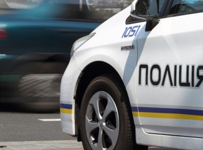 Погоня з Мукачева до Сваляви: поліцейські переслідували крадену іномарку