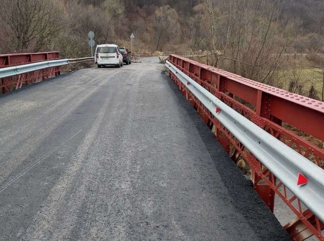 Відновлено рух транспорту після ремонту моста на дорозі Ужок – Нижні Ворота