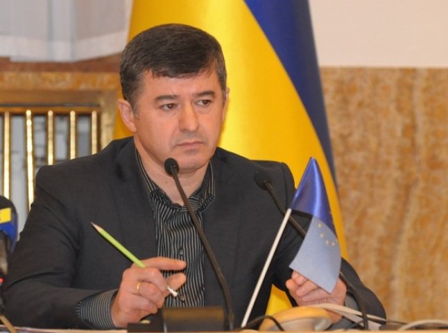 Позачергова сесія Закарпатської обласної ради засудила дії органів центральної виконавчої влади України (ФОТО) 