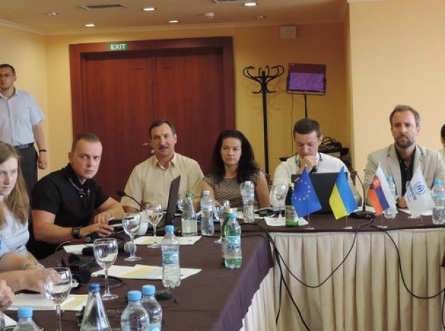В Ужгороді представили результати моніторингу реадмісії біженців в Україні