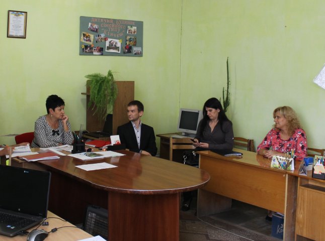 Комісія з прав дитини Виноградівської РДА провела чергове засідання