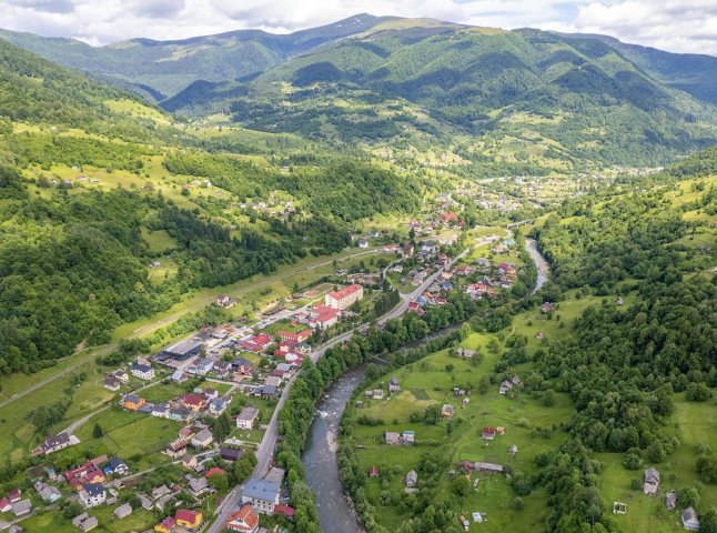 Мальовниче закарпатське село показали у популярній туристичній програмі