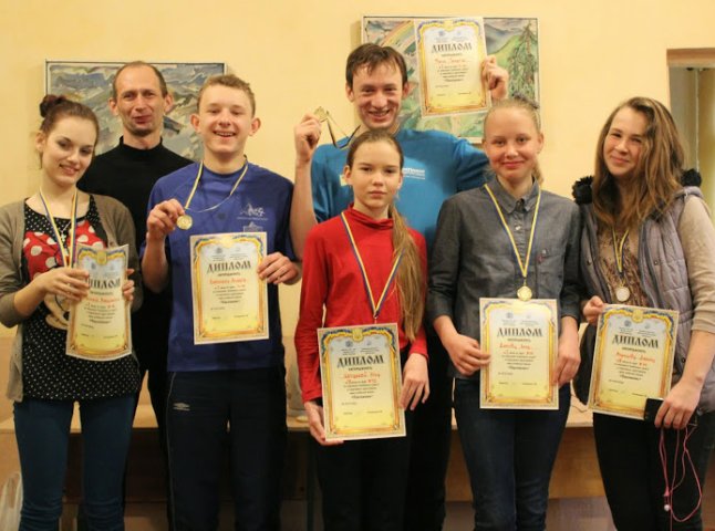 На Буковині закарпатські орієнтувальники здобули нагороди регіональних змагань (ФОТО)