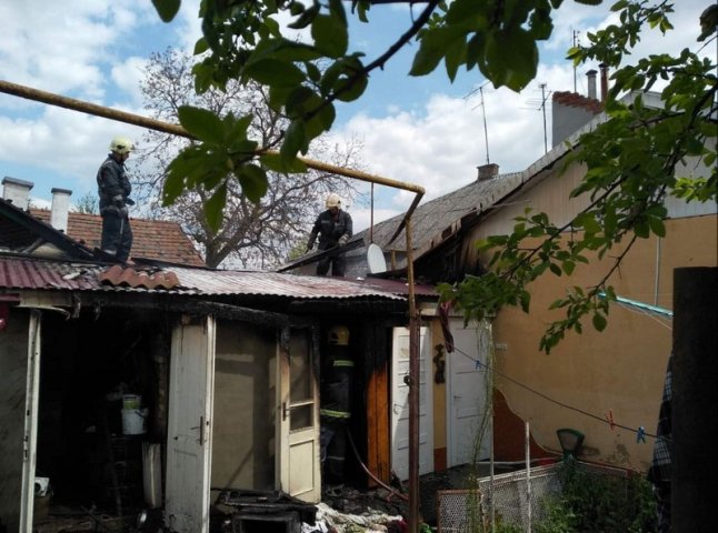 На одній із вулиць Берегова спалахнула пожежа