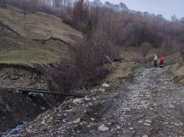 Медики розповіли про порятунок чоловіка у Рахові