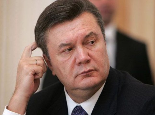Янукович запевняє, що на виборах усі в рівних умовах