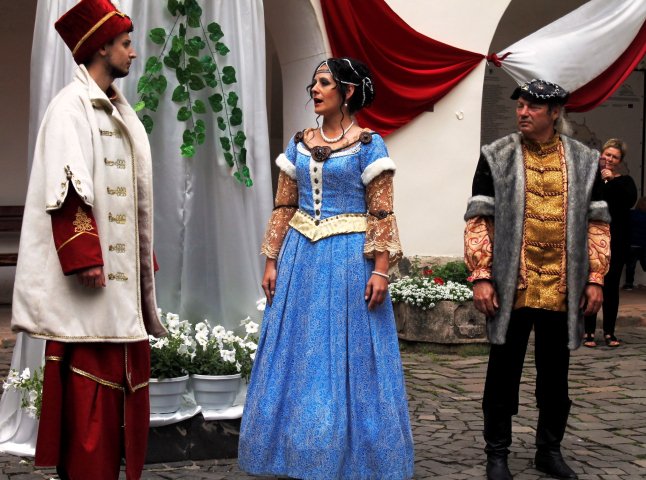 Вже завтра у Мукачеві проведуть історичну реконструкцію весілля Ілони Зріні та Імре Текелі
