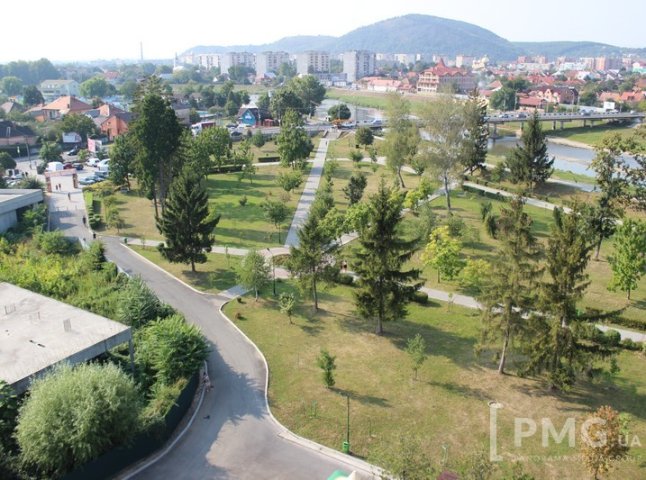У Мукачеві хочуть перейменувати парк "Перемоги", 9 вулиць та змінити герб міста
