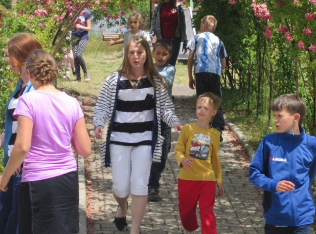 В Ужгороді проводиться літній табір для дітей з прийомних сімей та дитячих будинків сімейного типу