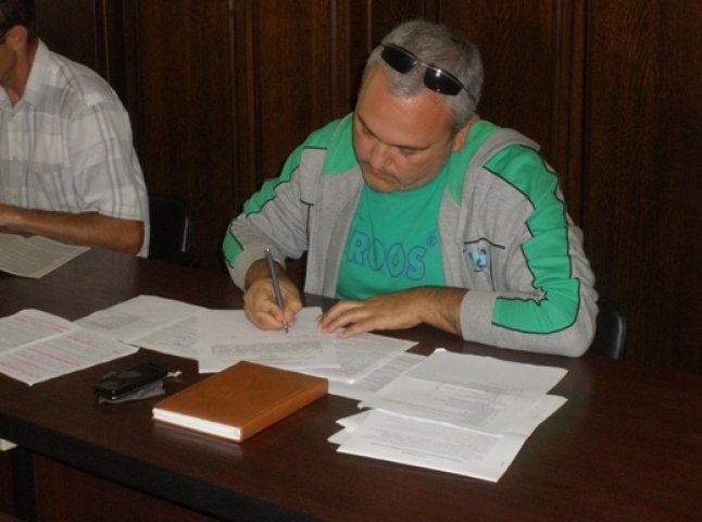 Голова Мукачівської міської виборчої комісії: “Якщо до четверга ми не отримаємо гроші, то члени ДВК відмовляться працювати”