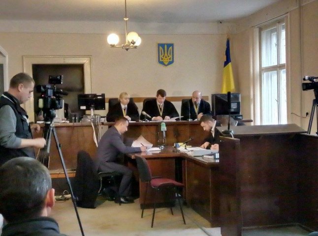 Суд змінив запобіжний захід фігурантам справи про корупцію в Ужгородській міськраді