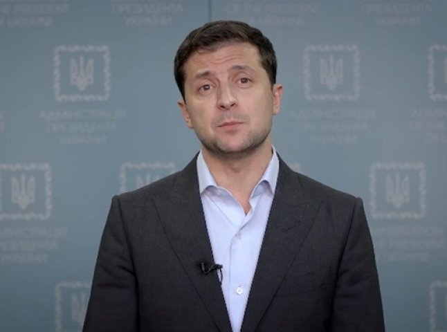 Зеленський відреагував на протести людей і записав звернення до українців