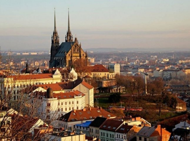 Чехія відкриває кордони: оприлюднено приємну новину для частини українців